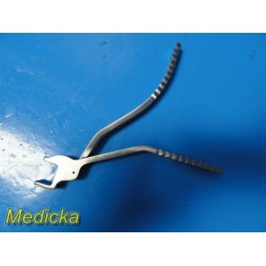 https://www.themedicka.com/11106-123722-thickbox/zimmer-biomet-micro-fixation-74-1193-manubrium-bone-punch-26365.jpg