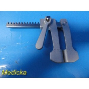 https://www.themedicka.com/18423-220752-thickbox/bd-v-mueller-ch8610-13-small-rib-retractor-pediatric-31-x-30mm-blade-33038.jpg