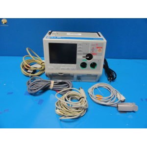 https://www.themedicka.com/2403-25236-thickbox/zoll-m-series-biphasic-200-joules-defibrillator.jpg