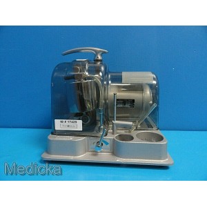 https://www.themedicka.com/5585-60153-thickbox/ameda-egnell-breast-pump-50-w-o-accessories-won-t-turn-on-parts-only-17429.jpg