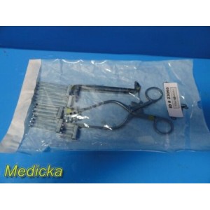 https://www.themedicka.com/9595-106430-thickbox/9x-v-mueller-ch1030-henley-retractor-set-w-frame-blades-centre-side23095.jpg